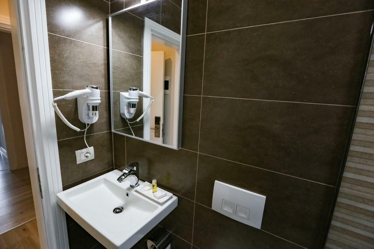 Home Hotel Tirana Zewnętrze zdjęcie